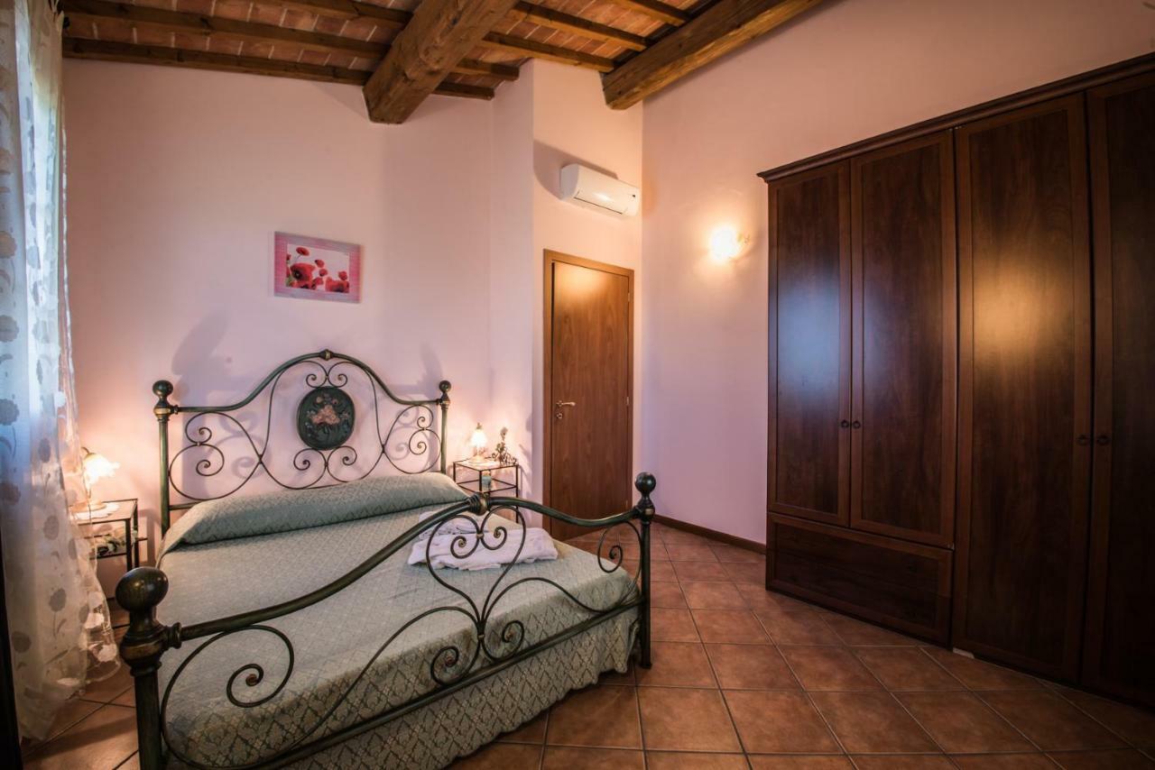 Agriturismo Casetta I Vinci Buitenkant foto